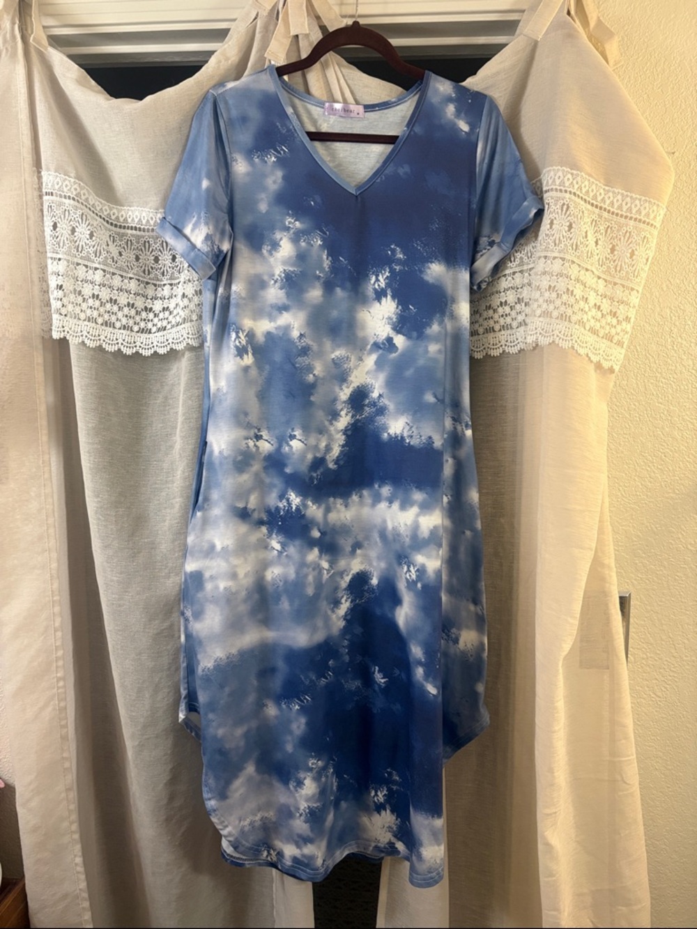 Blue Tie-Dye V-Neck Maxi Dress
